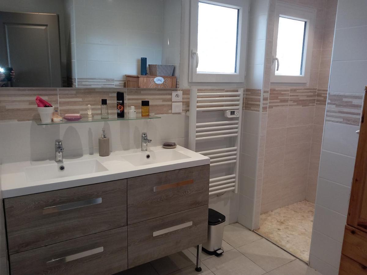 Le Refuge De Sissou Apartment Pontevès Екстериор снимка